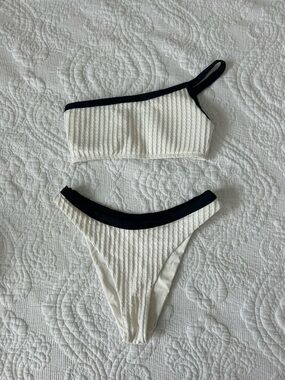l*space One-Shoulder Ribbed Bikini in White with Black Trim